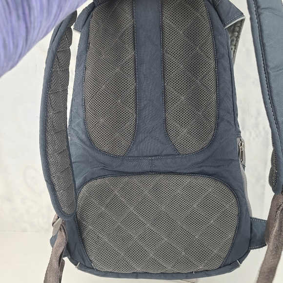 Overland Equipment blue and gray multi-compartment multi-purpose backpack - Picture 4 of 16